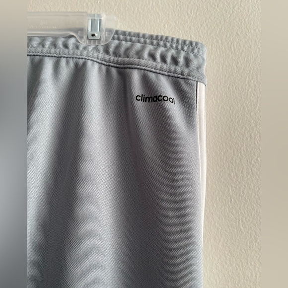 NWOT Unisex Adidas Sweatpants/Joggers 2XL - Picture 2 of 11